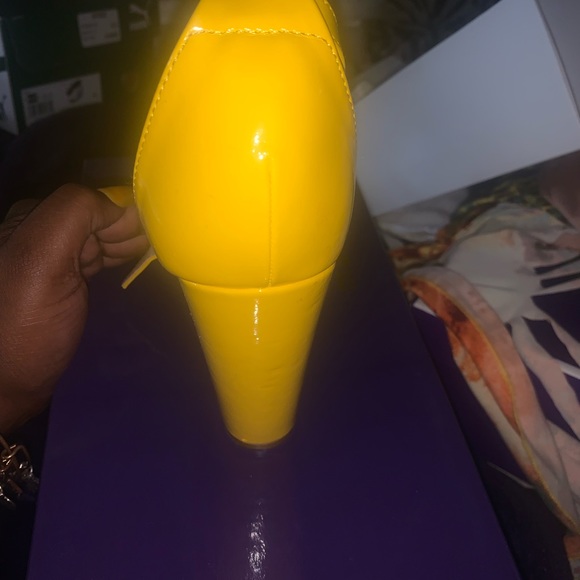 Worn once, nice summer sandals - Picture 2 of 2